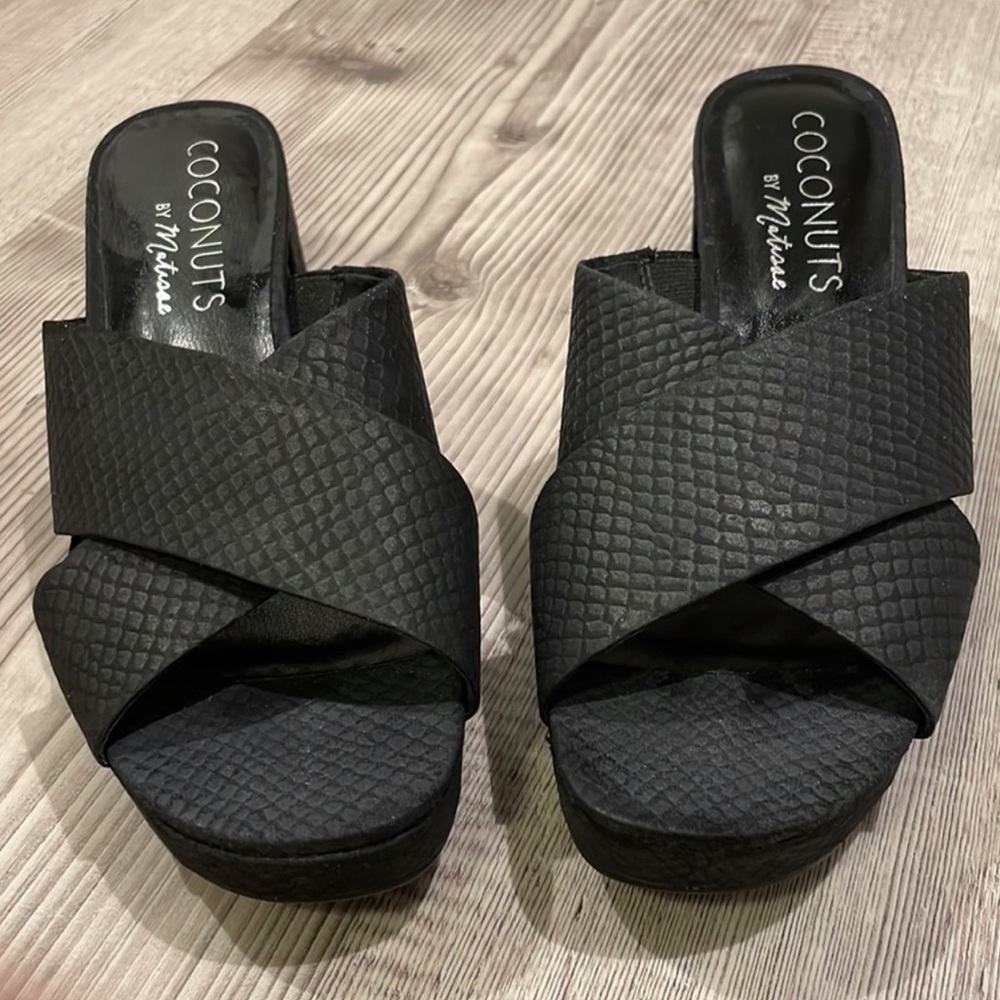 Coconuts by Matisse Cleo Platform Sandals